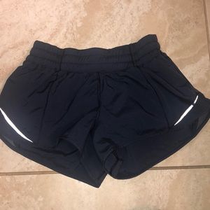 NAVY LULULEMON SHORTS